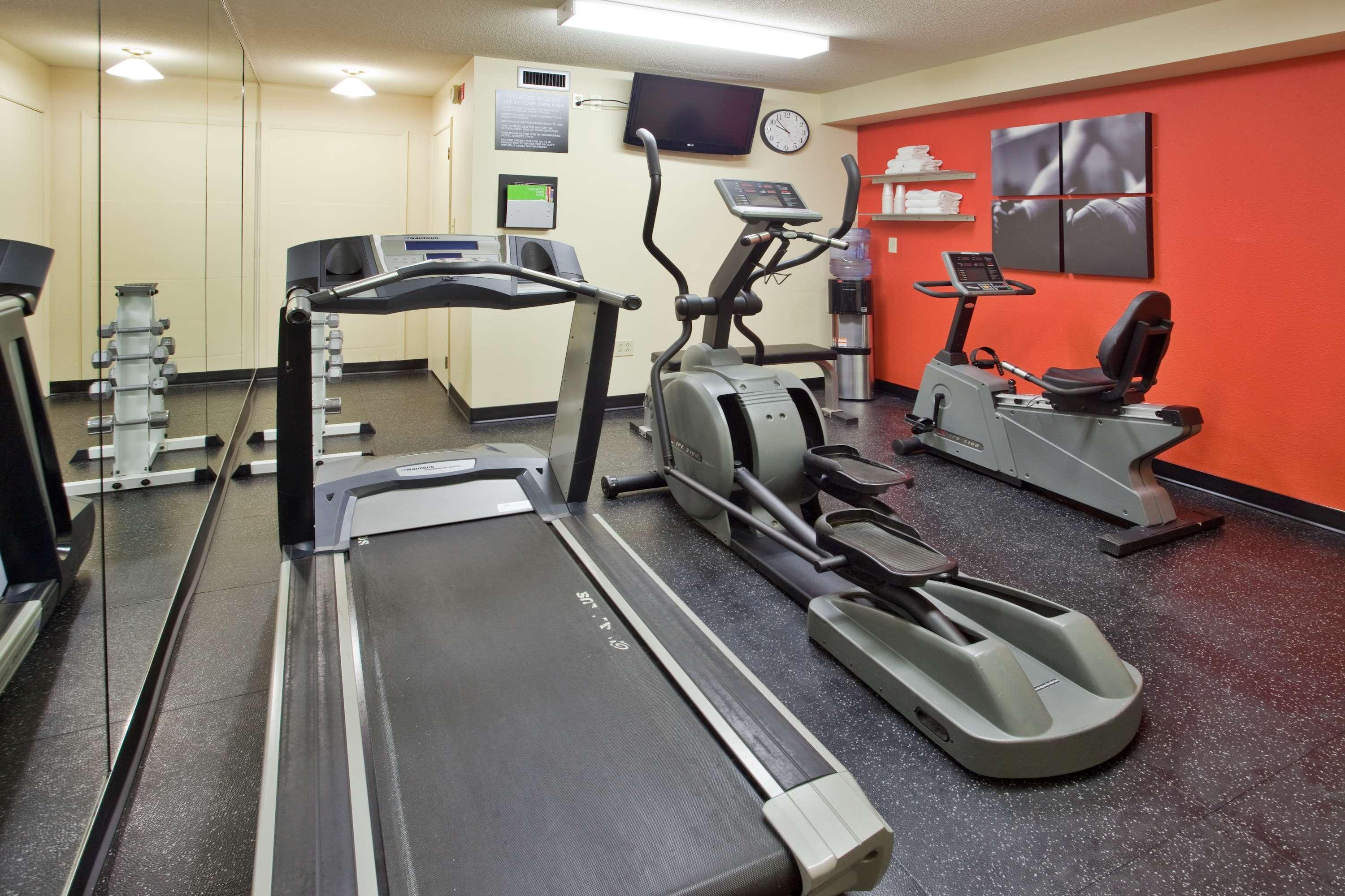Travelodge Suites By Wyndham Regina - Eastgate Bay Екстер'єр фото