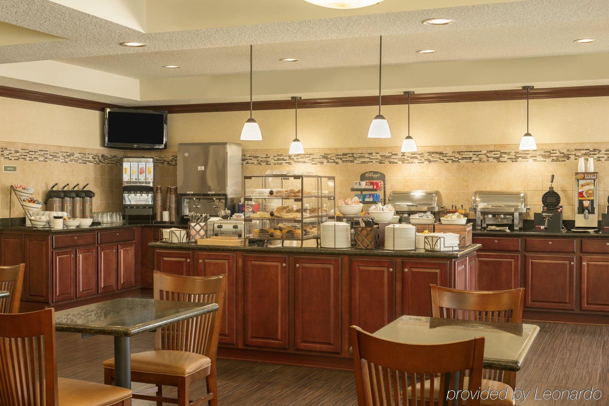 Travelodge Suites By Wyndham Regina - Eastgate Bay Екстер'єр фото